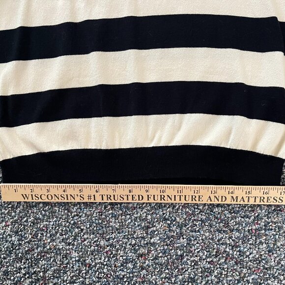 Black & Cream Striped Ruffle Sleeve Sweater Large NWOT - Picture 7 of 10